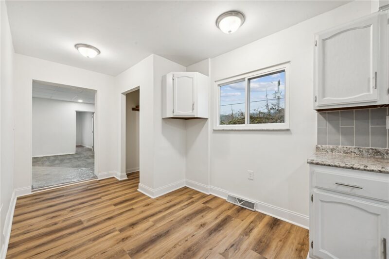 408 Chestnut St — photo 5