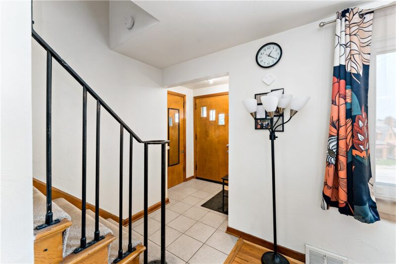 1137 Merrick Ave — photo 6
