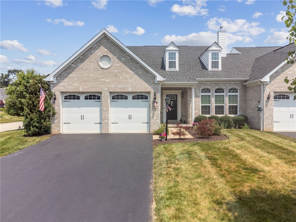 1401 Cambridge Drive — photo 1