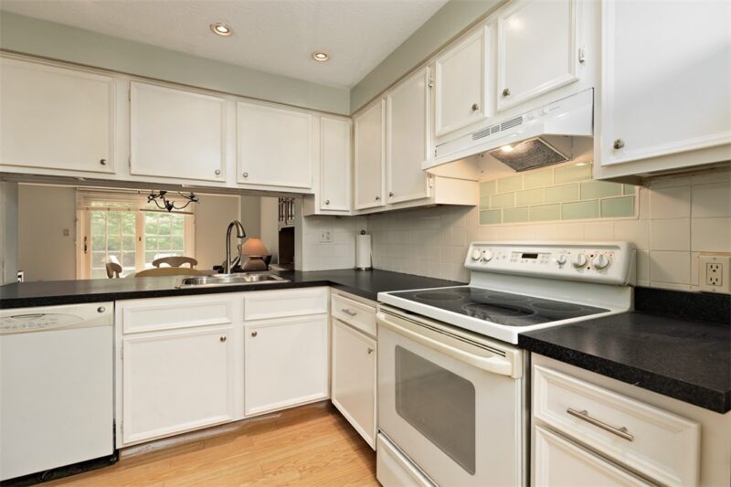 35 Shadow Dr — photo 8