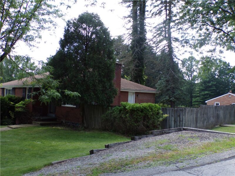 4721 Tomer Dr — photo 2