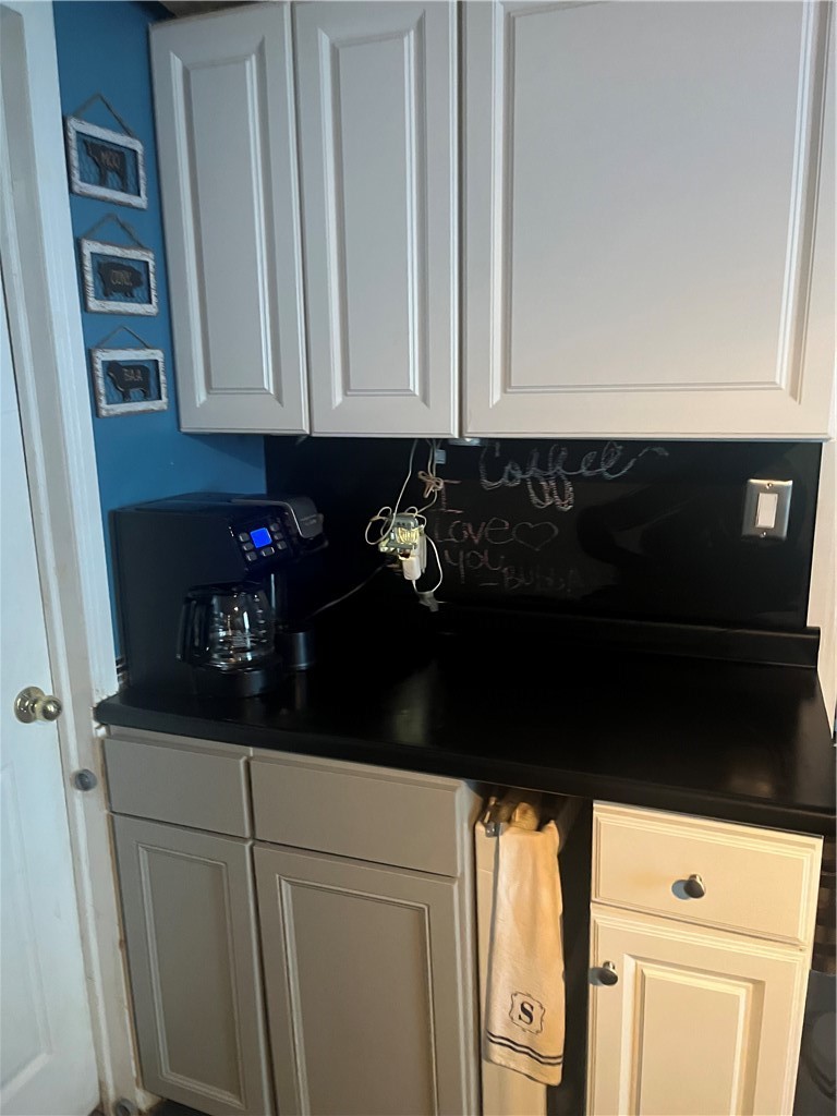 402 Meek St — photo 3