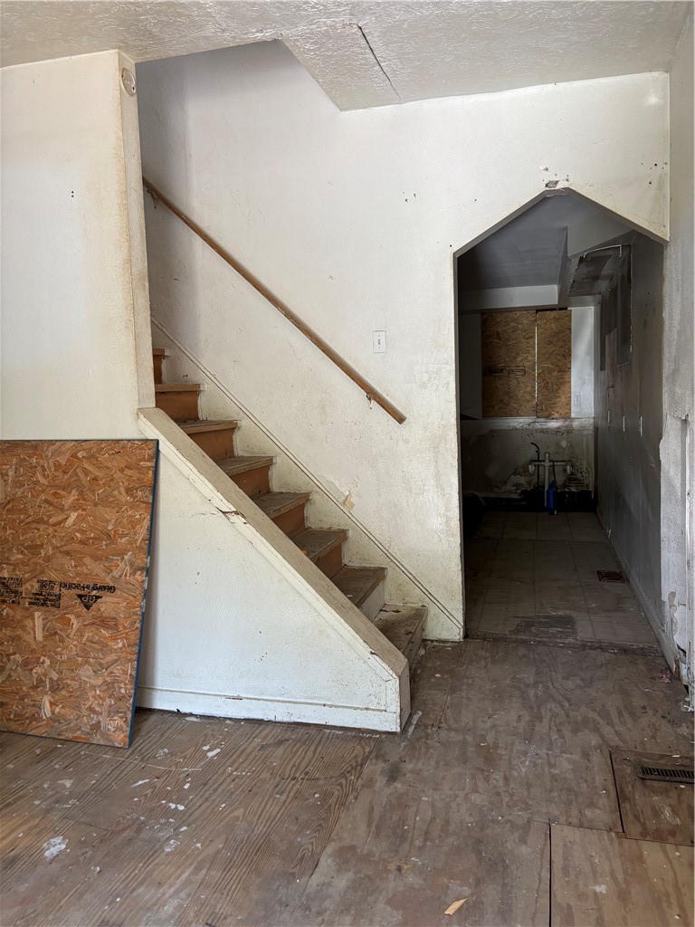 926 Eureka Street — photo 4
