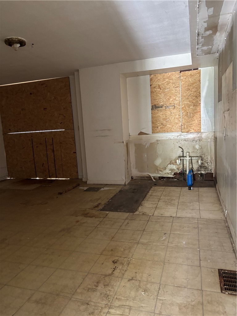 926 Eureka Street — photo 5