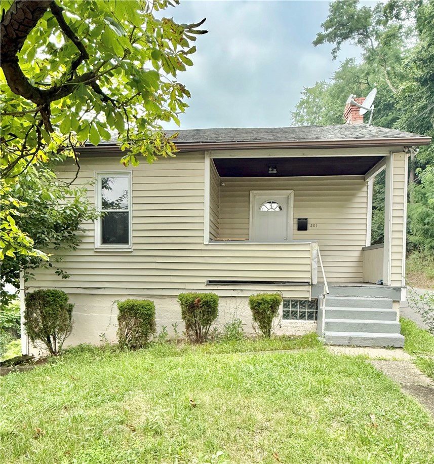 301 RUN STREET — photo 1