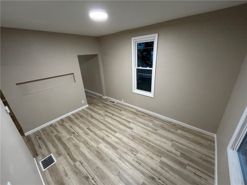 1150 Arch St — photo 5