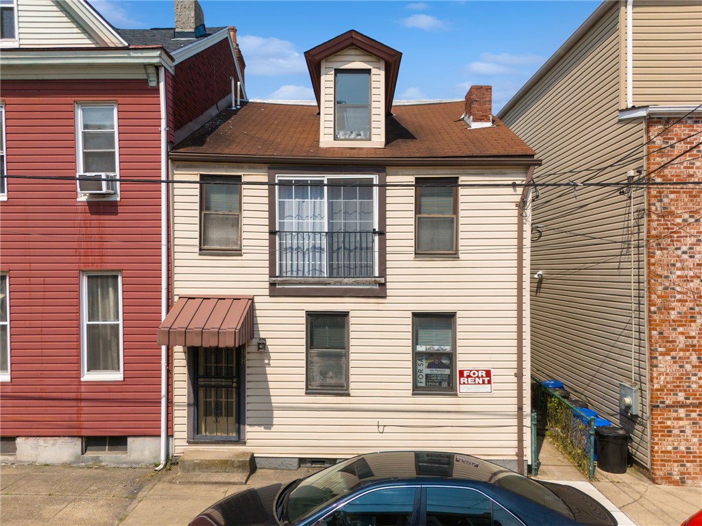 98 S 14th St — photo 1