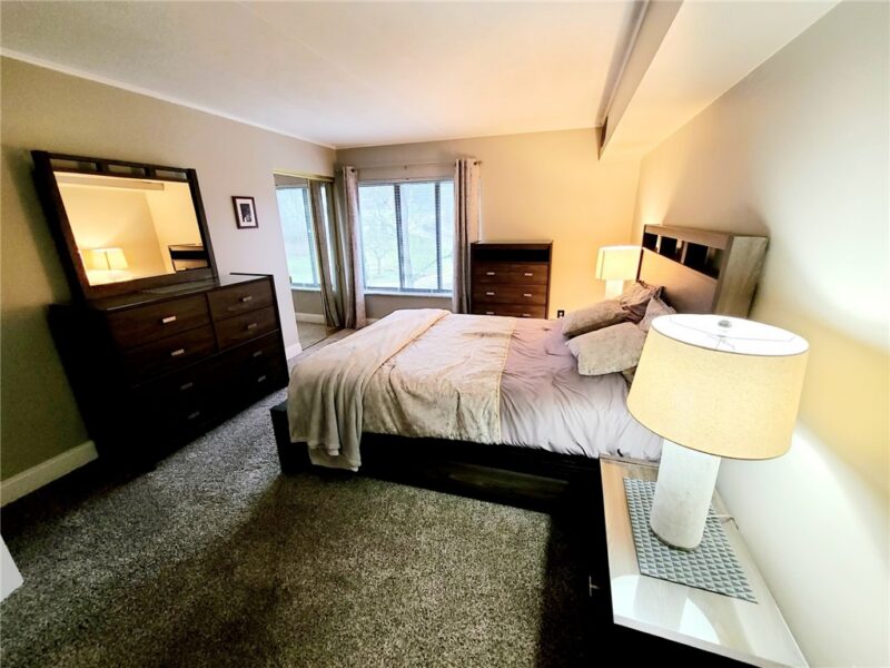 1335 Forest Green Dr — photo 8