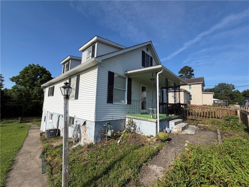 710 Wellington Ave — photo 5