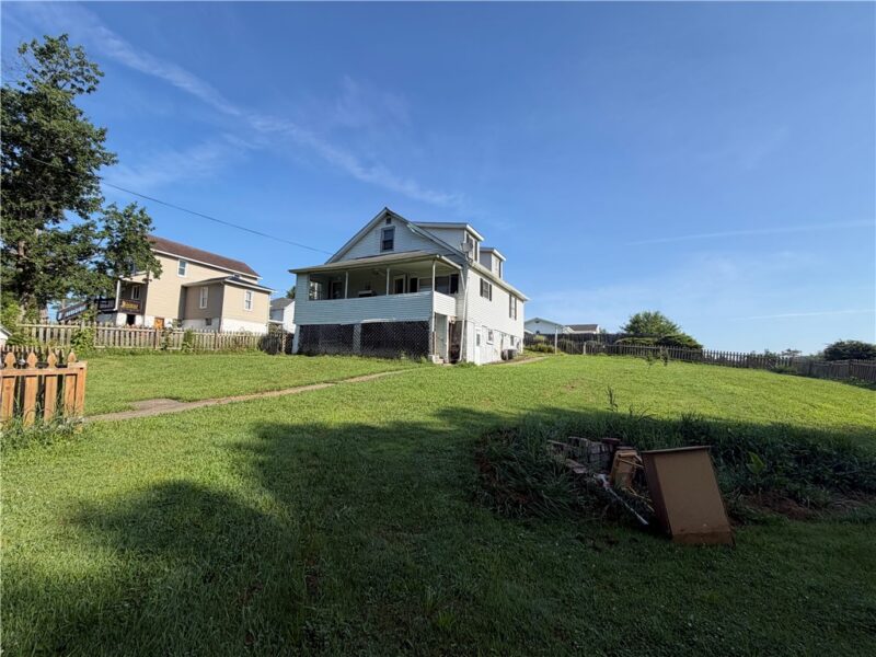 710 Wellington Ave — photo 8