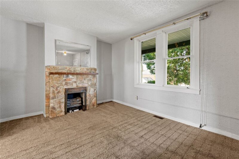 630 Margaret Street — photo 4