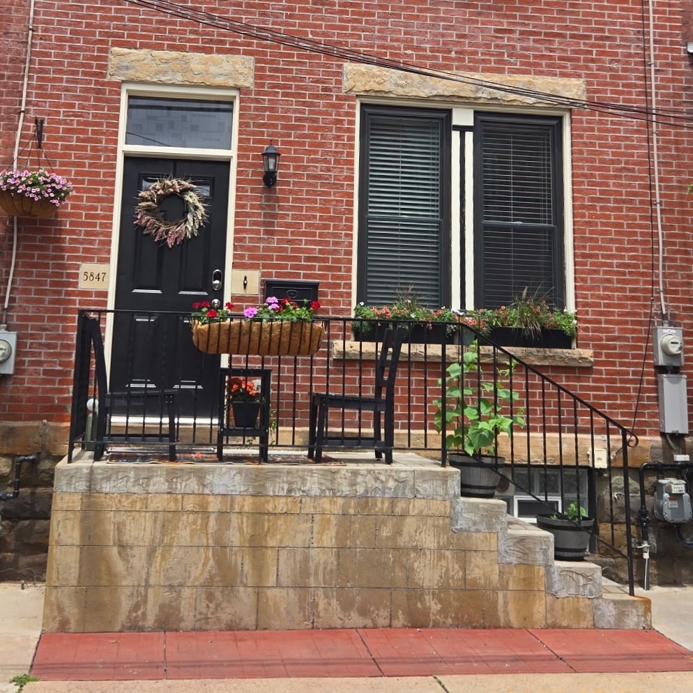5847 Pierce St — photo 1