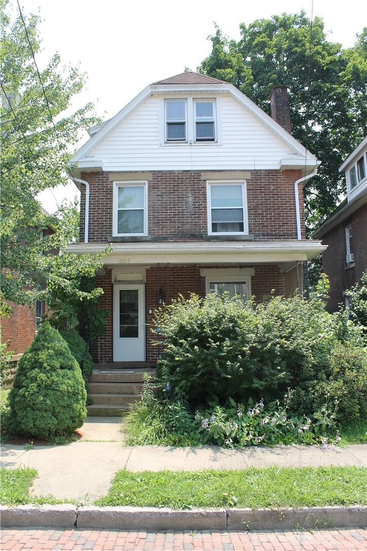 811 Wood St. — photo 1