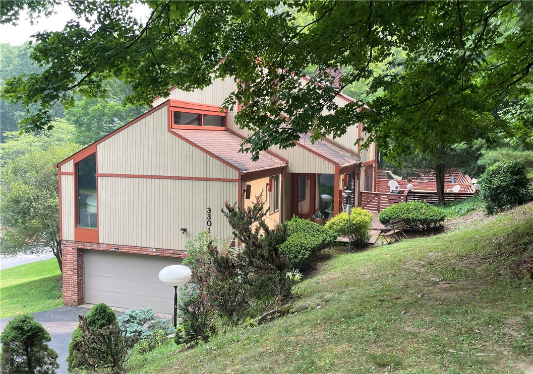 3301 BROOKDALE DRIVE — photo 1