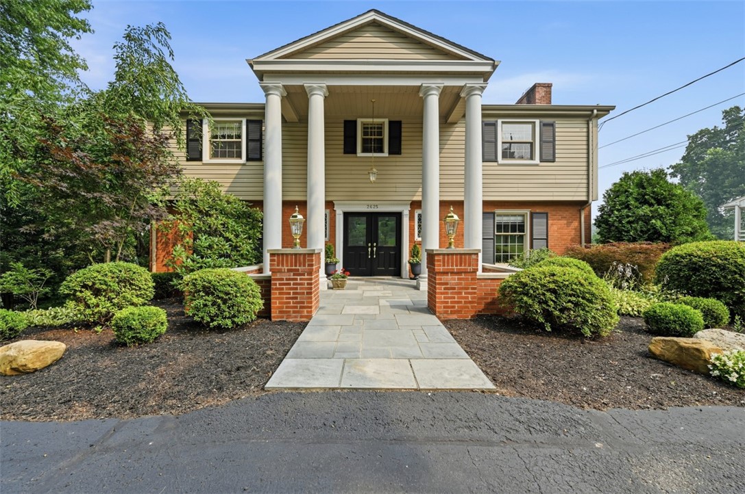 2625 FAIRGREEN DRIVE — photo 1