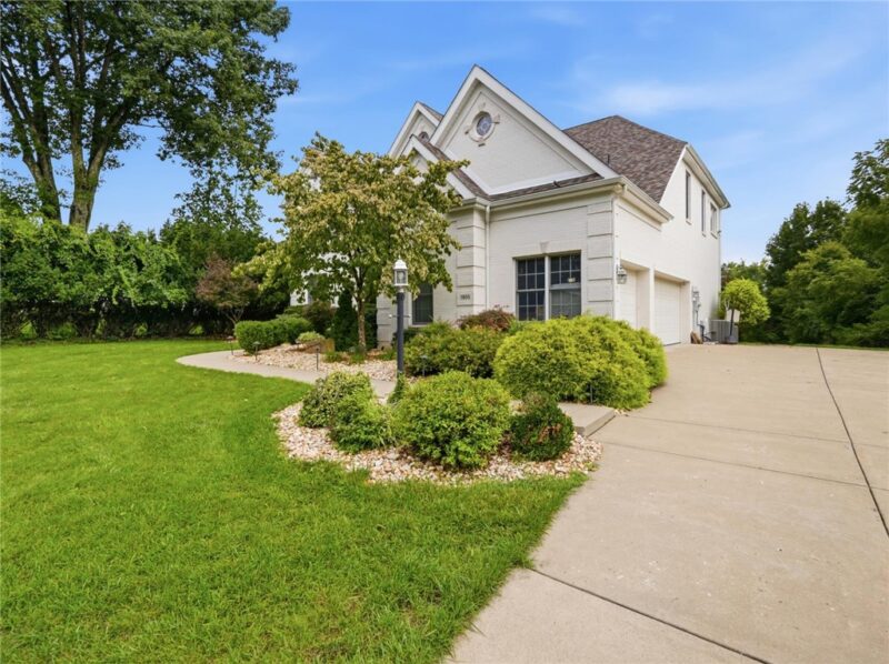 1805 Hassam Rd — photo 3