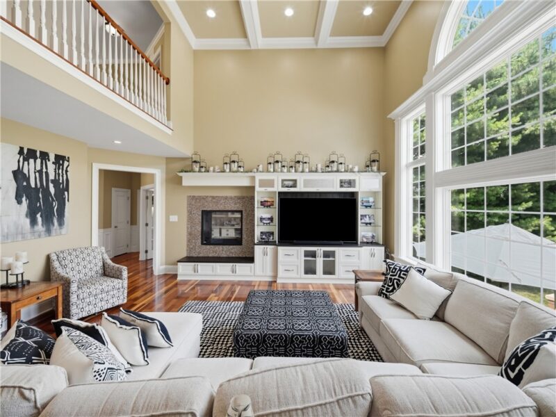 1805 Hassam Rd — photo 8