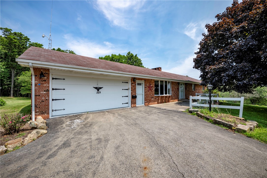 169 Ridge Dr — photo 1