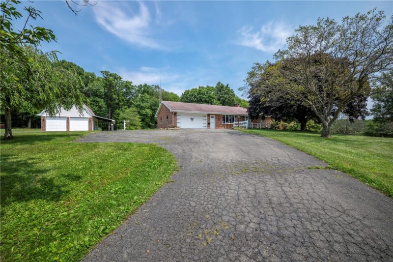 169 Ridge Dr — photo 2