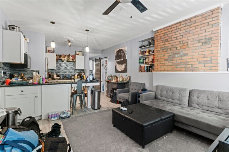 2817 Jane Street — photo 4