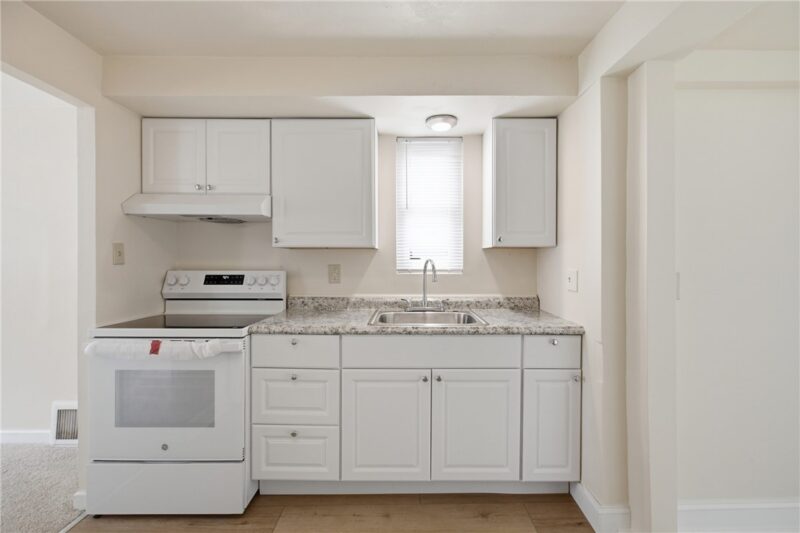 124 Macfarlane Dr — photo 8