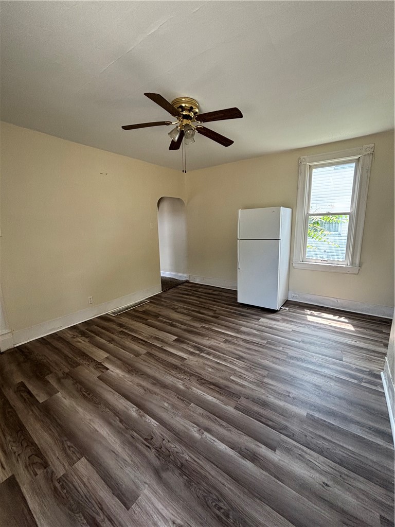859 Lincoln Ave — photo 6