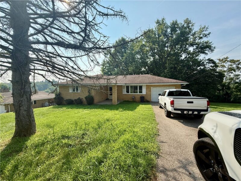 169 Webb Dr — photo 2