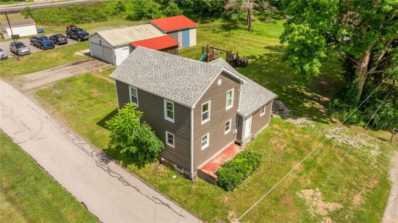 12 Wood St — photo 2