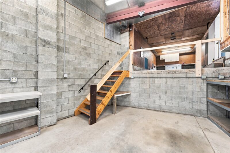 312 Hillside Avenue Ext — photo 8