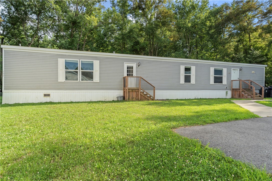 195 Falls Church Road — photo 1
