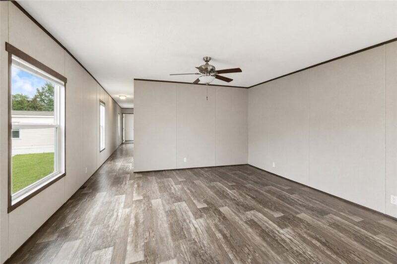 195 Falls Church Road — photo 4