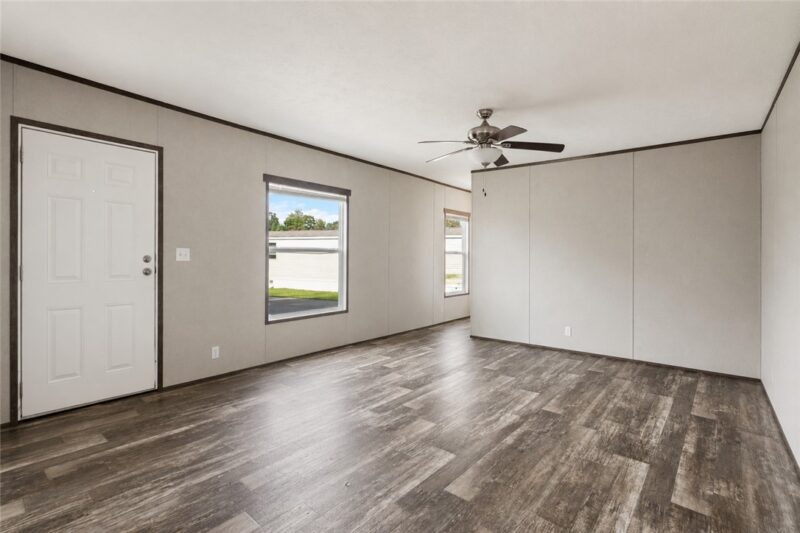 195 Falls Church Road — photo 6