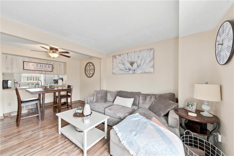 310 Shady Ridge Dr — photo 4