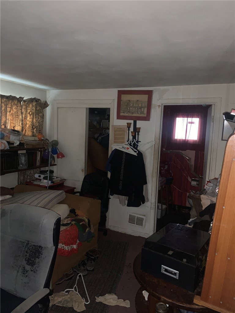 1118 Sherman St — photo 8