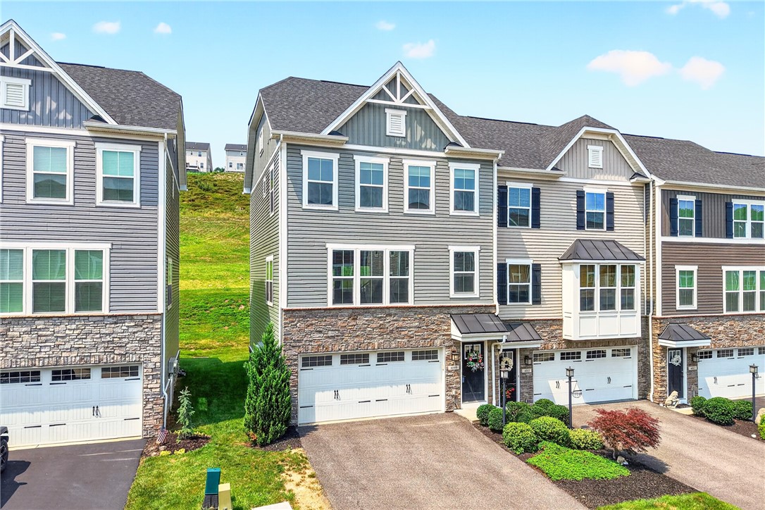 4009 Crown Dr — photo 1