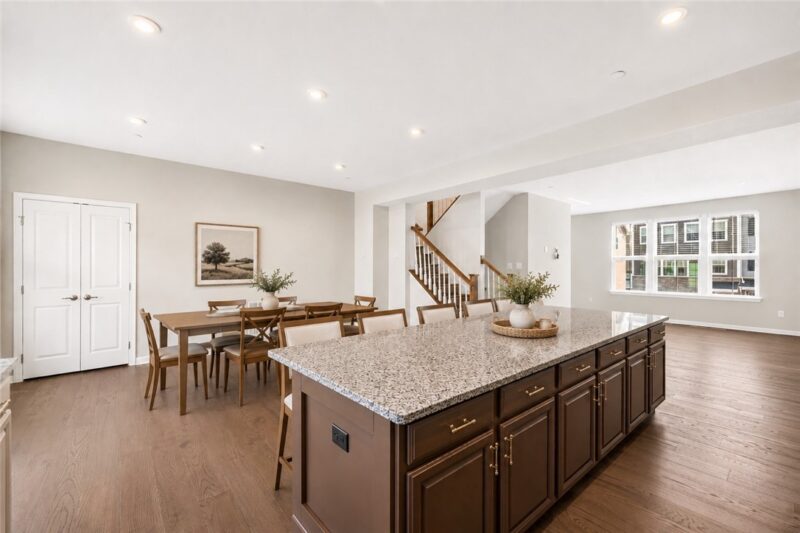 4009 Crown Dr — photo 7