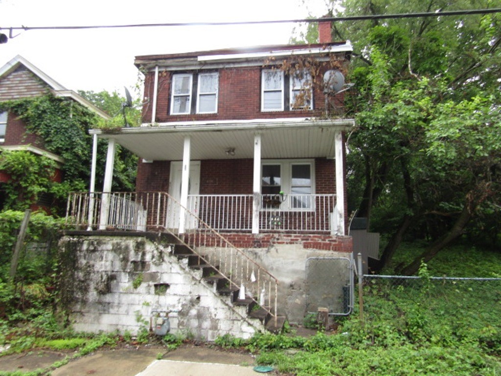644 Paulson Ave — photo 1
