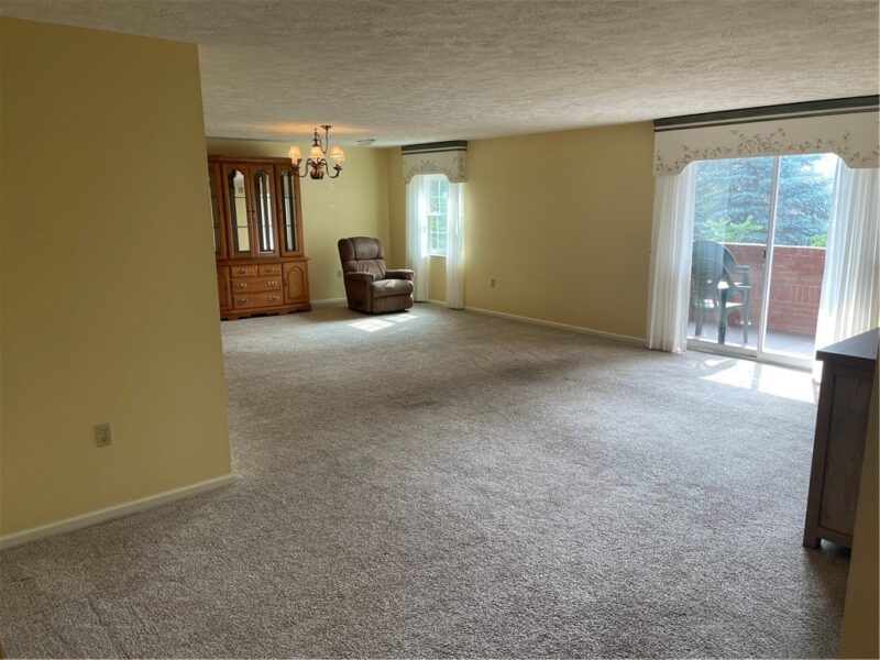 2850 Edgecliff Rd 36 — photo 4