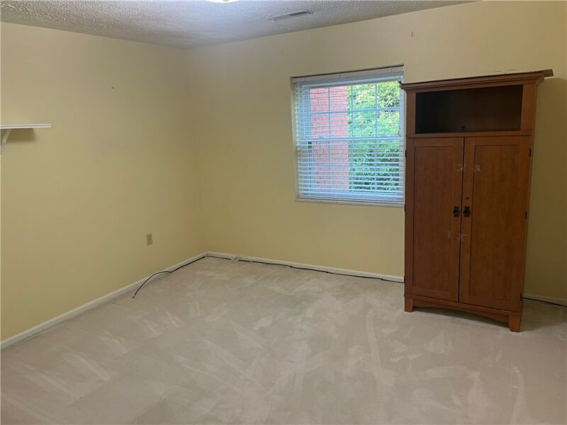 2850 Edgecliff Rd 36 — photo 5