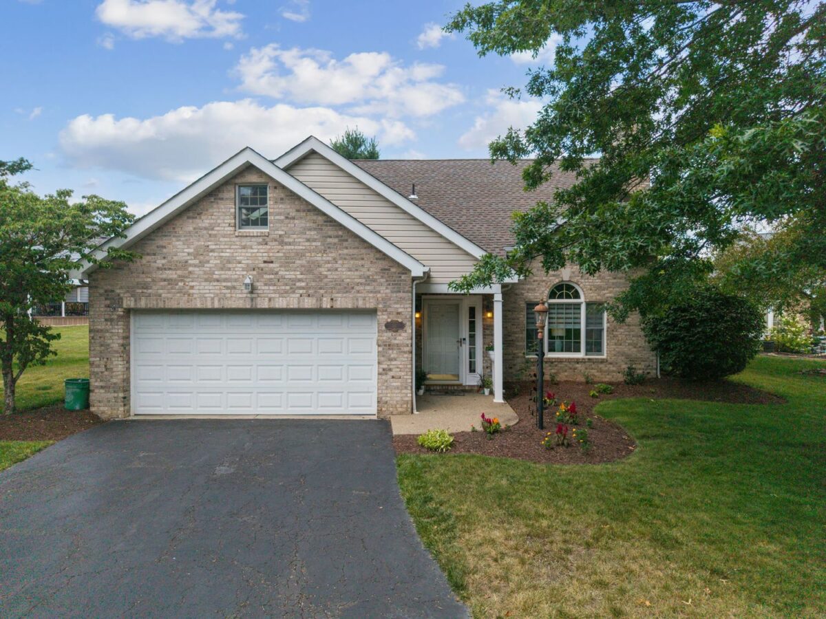 30 Pond Ct South S — photo 1