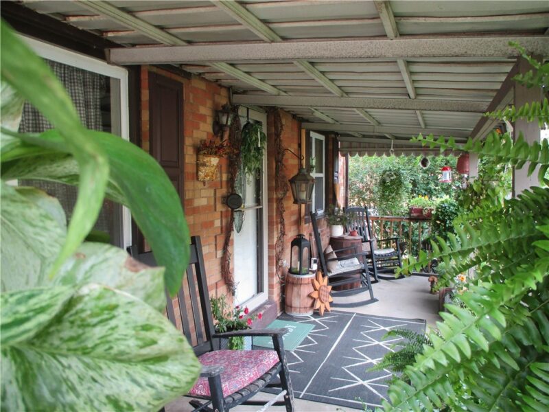 180 Forest Dr — photo 4