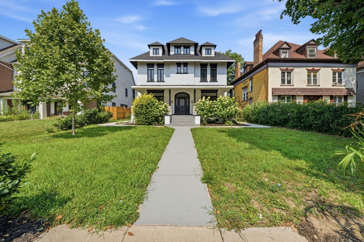 715 N Negley AVENUE — photo 1