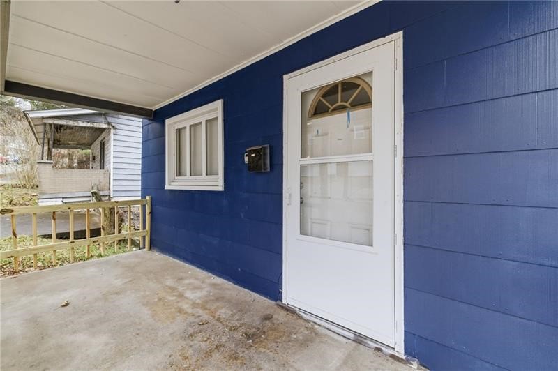 2322 Patterson Avenue — photo 3