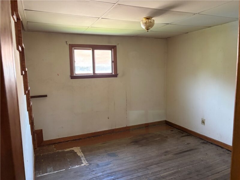 220 Bethel Street — photo 8