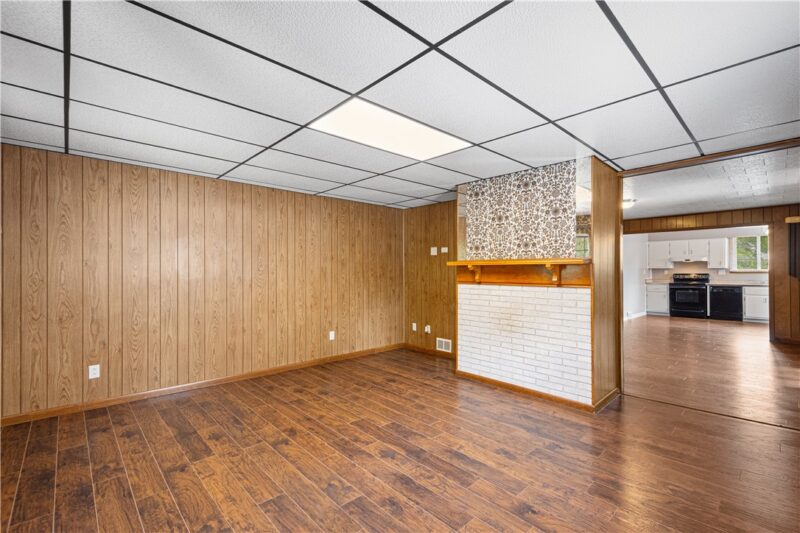 15 Maple Street — photo 6