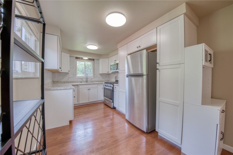 110 Clearfield Pl — photo 6