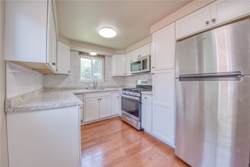 110 Clearfield Pl — photo 8