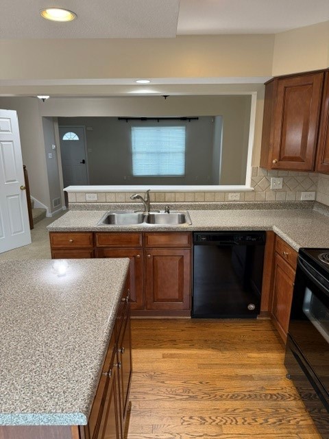 13 CASTLEVIEW DRIVE — photo 6