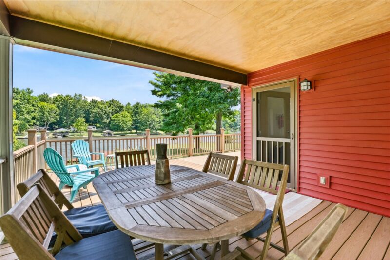 900 Lake Shore Road — photo 4
