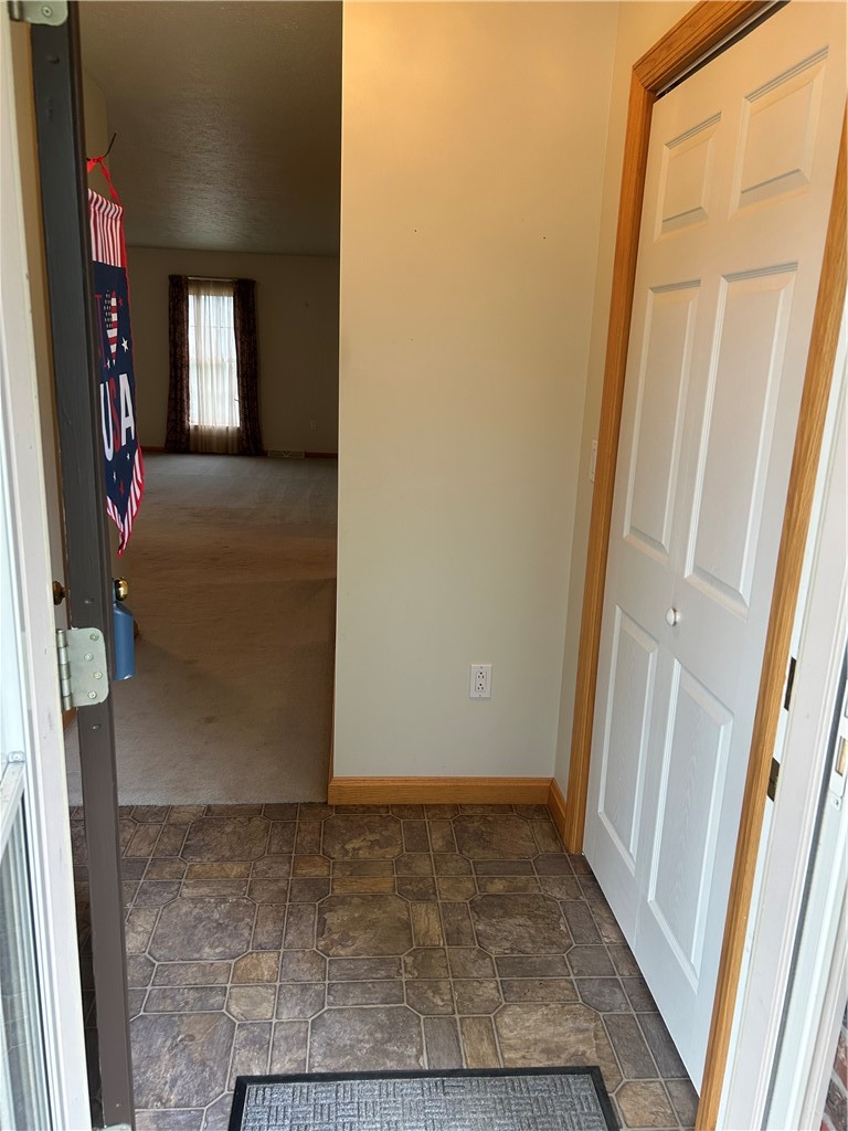 124 S Butler St — photo 8